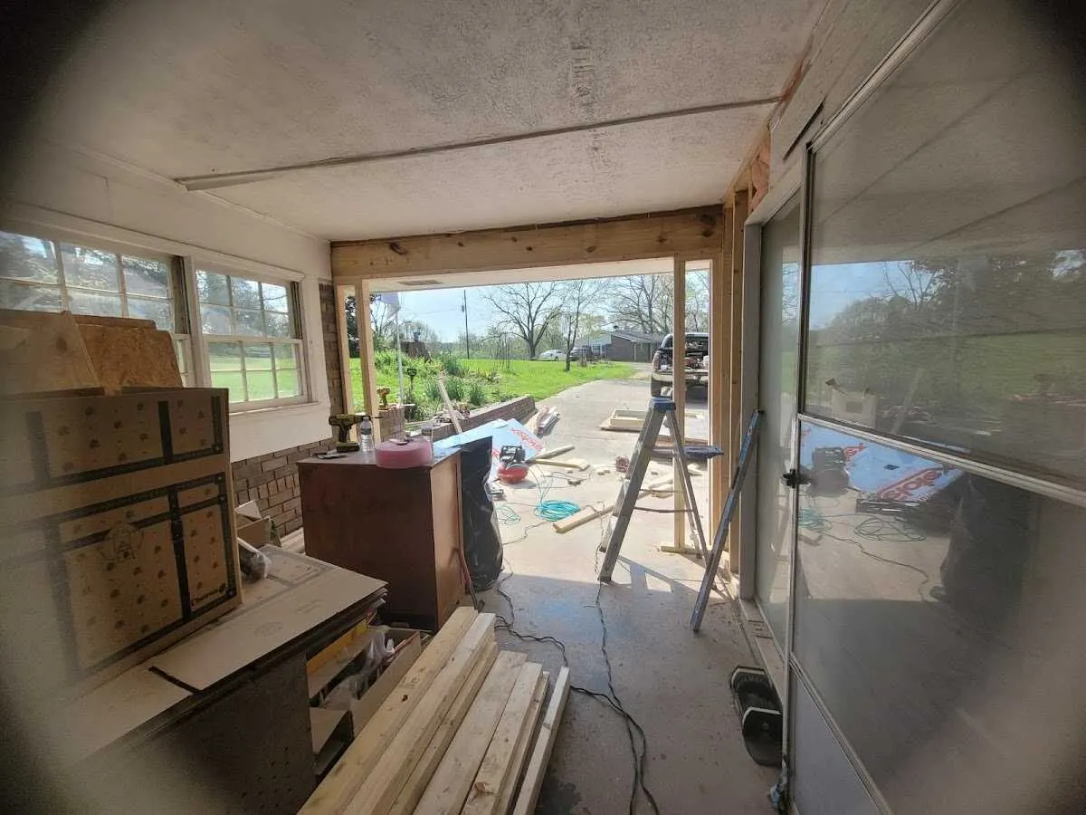 Air movers and dehumidifier for Water Mitigation Services in Kingsburg